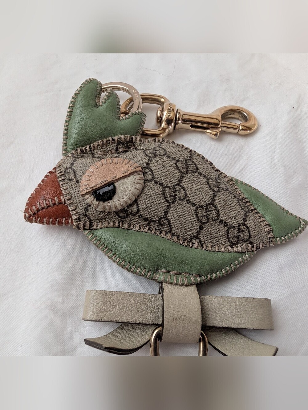 GUCCI Micro GG Papagallo Parrot Charm - Picture 6 of 10